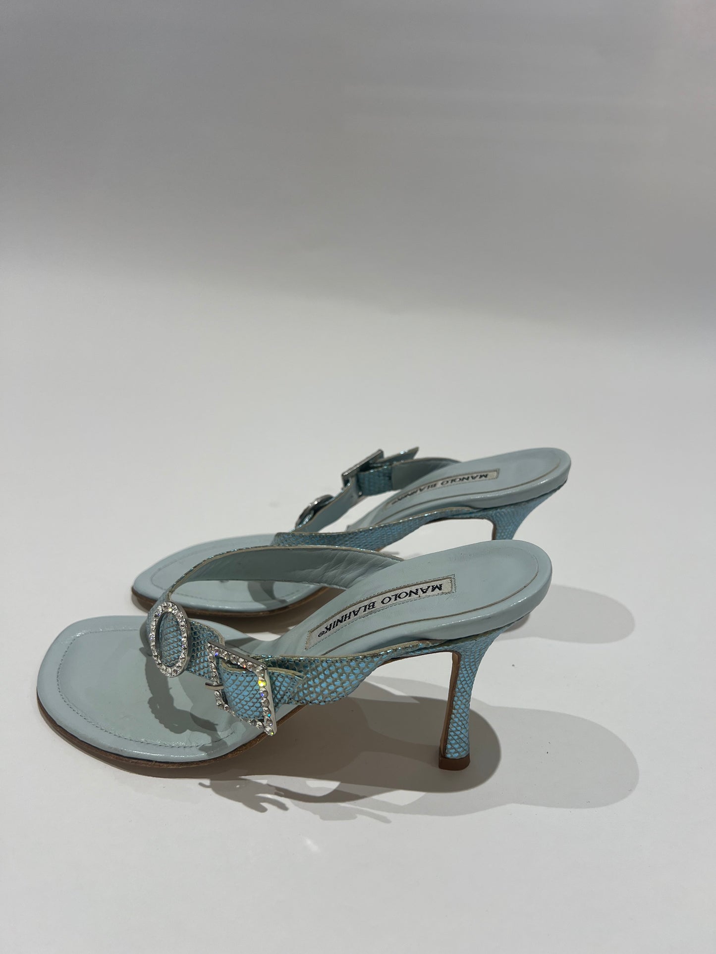 Vintage Manolo Blahnik Kitten Heels 37.5