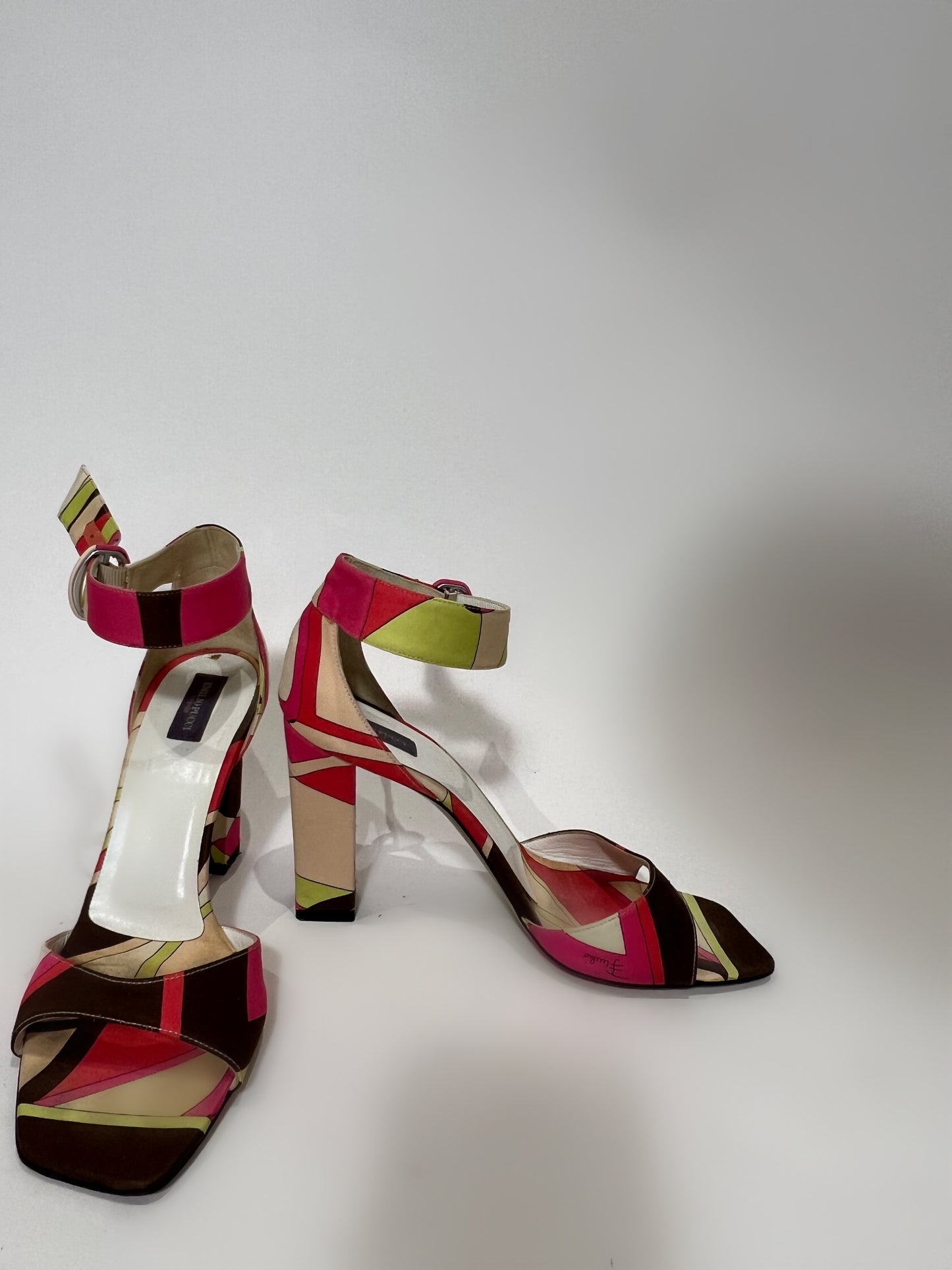 Vintage Pucci Heels 38