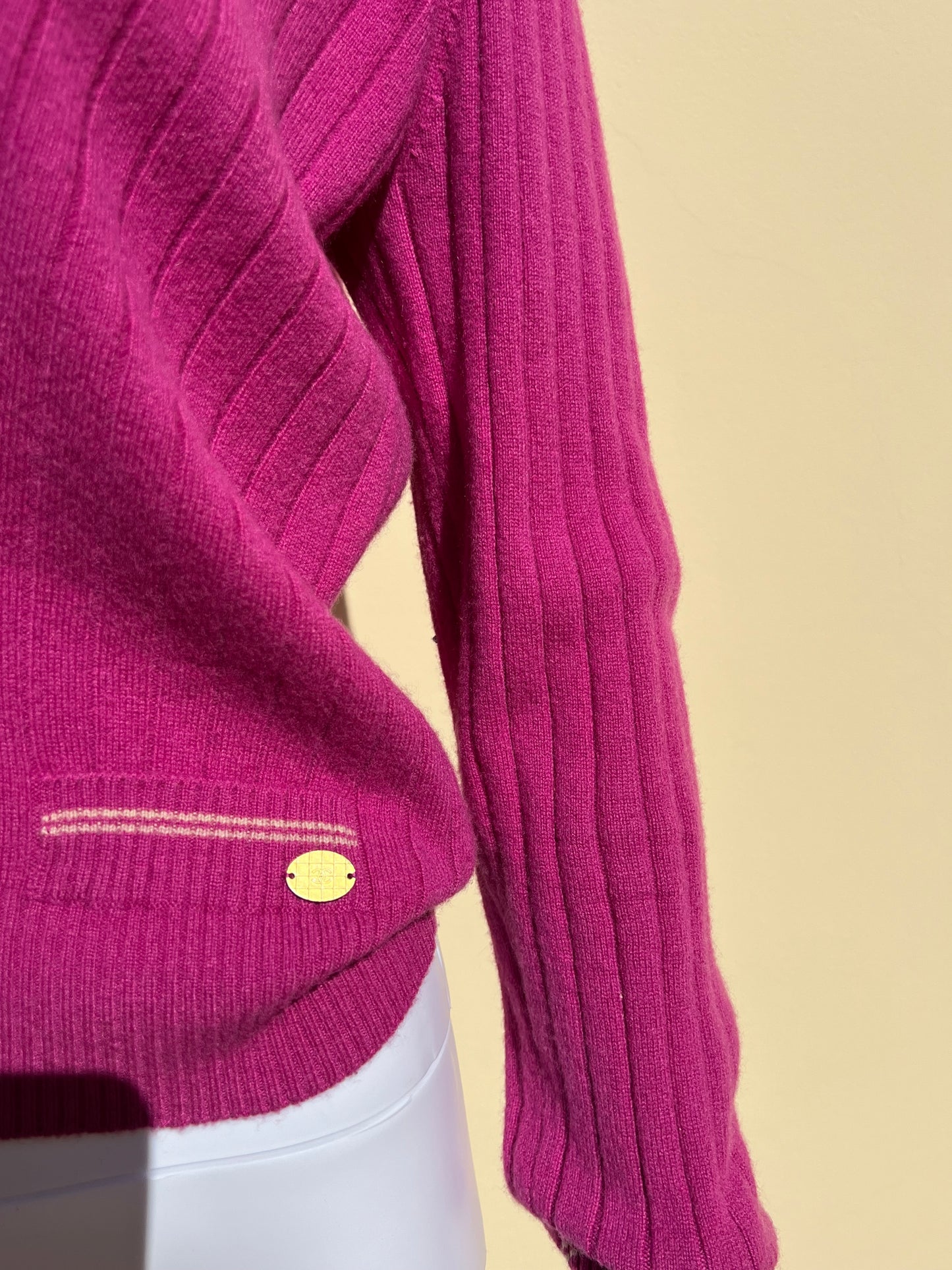 CHANEL: 2001 Cashmere V Neck Sweater