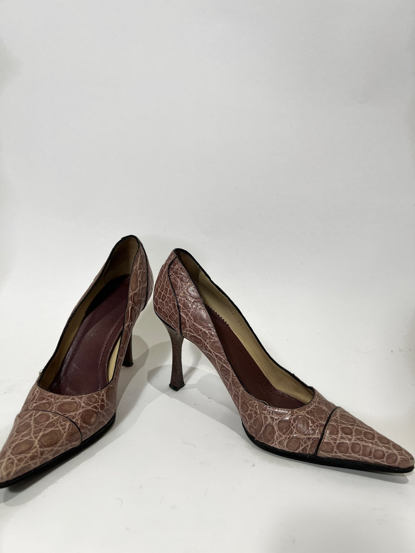 Vintage Gucci Heels 37.5